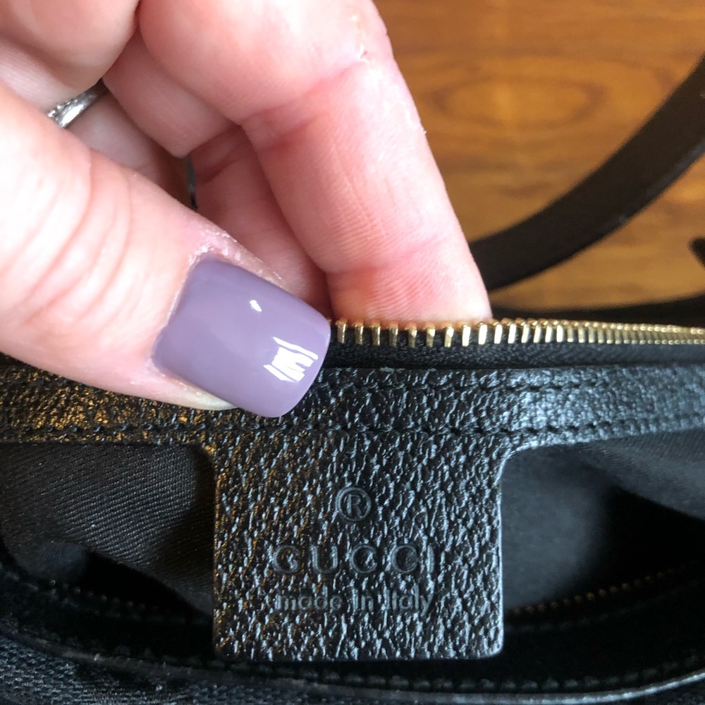 Authentic Gucci Hobo - Picture 3 of 4